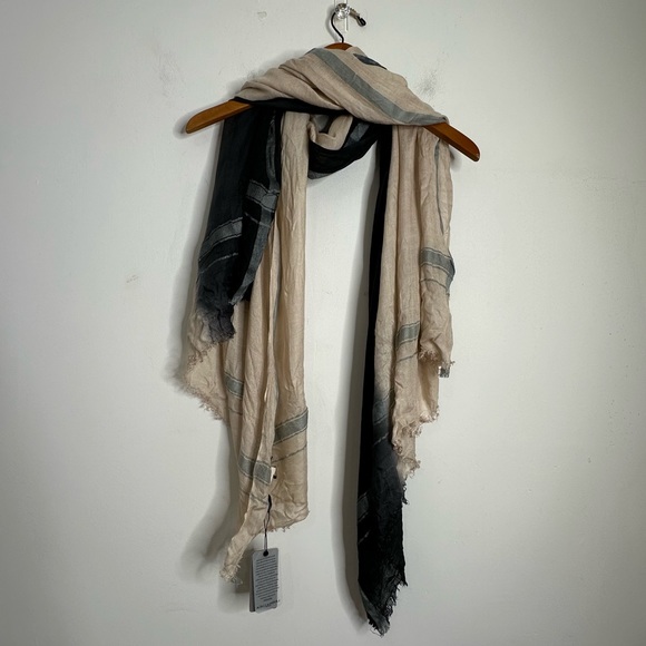 NWT Leigh & Luca Ombre Dye Lux Modal Black & Champaign Lightweight Scarf - Picture 3 of 11